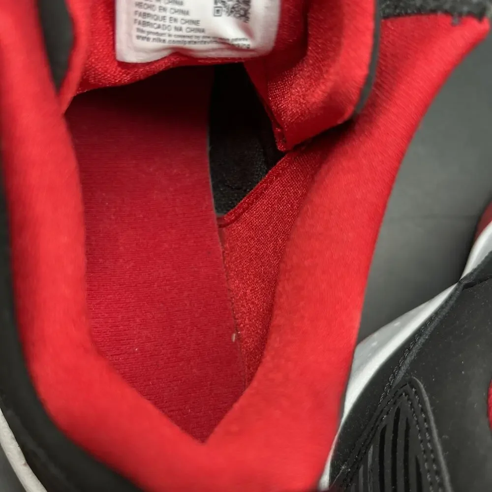 Jordan Max Aura 2 Boys' Sneakers Black Red White Mid Top Size 1Y